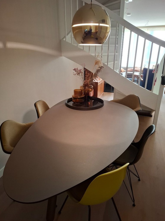 Image 1 of Dining table Castelijn Circlips
