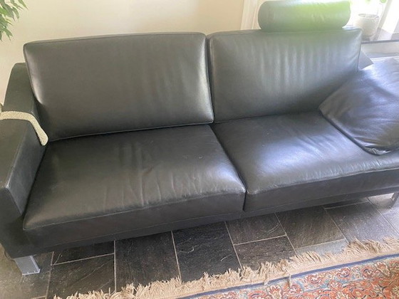 Image 1 of Leolux black leather sofa model Antonia.