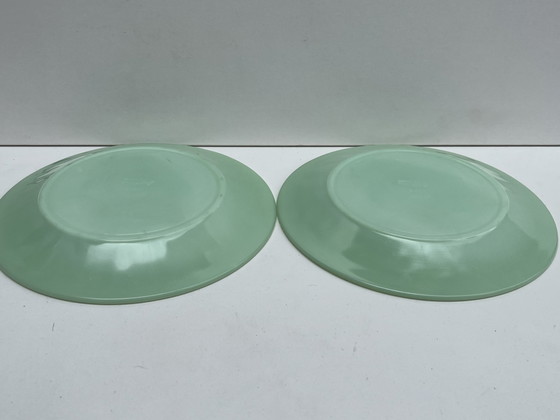 Image 1 of vintage Fire-King Jane Ray saladebord 19,5 cm gemaakt van jadeite groen glas