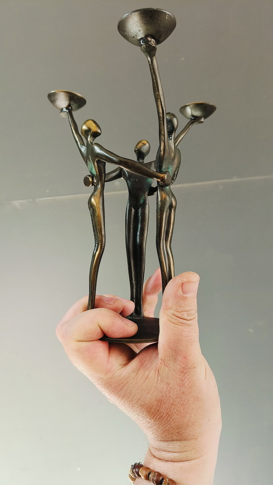 Image 1 of Corry van Ammerlaan Niekerk Statua in bronzo "Spirito di squadra"