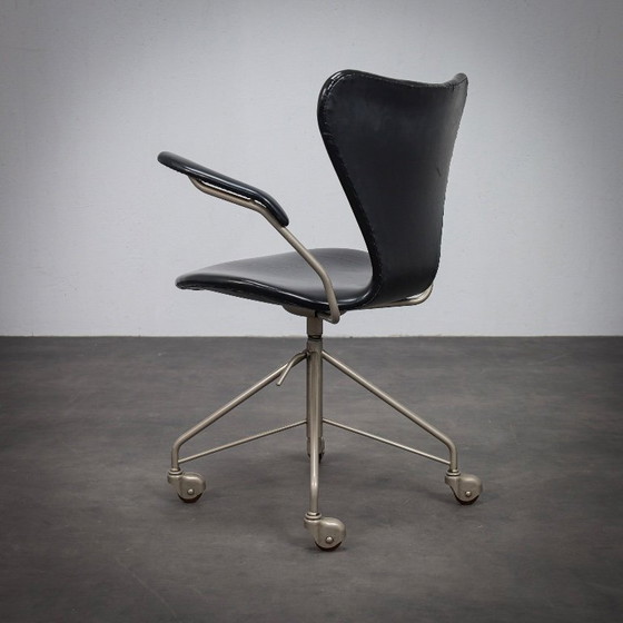 Image 1 of Sedia da ufficio modello 3217 di Arne Jacobsen per Fritz Hansen, prima edizione, anni '50.