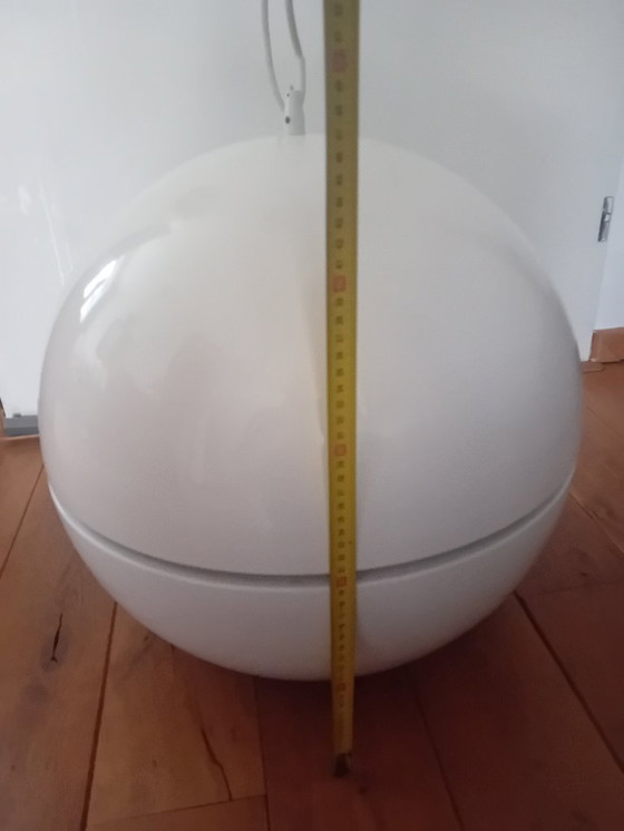 Image 1 of Lucid globe lamp