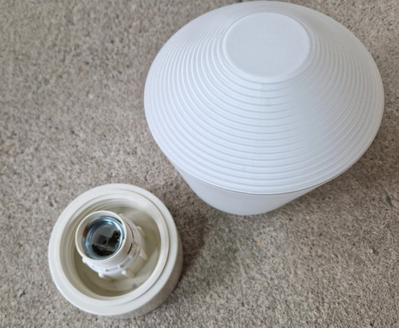 Image 1 of Lampada da soffitto vintage Philips in vetro opalino Gerbibbeld