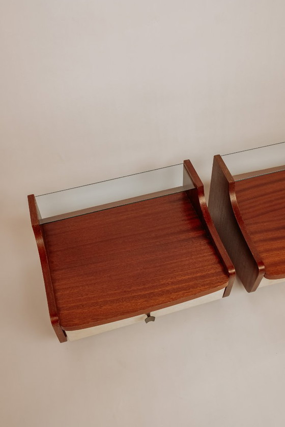 Image 1 of 2 tables de chevet flottantes vintage milieu du siècle