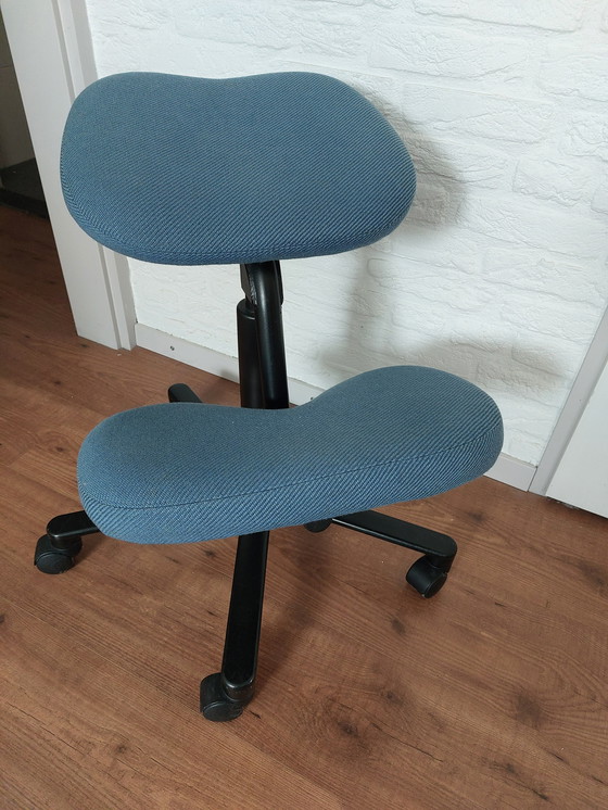 Image 1 of Silla de equilibrio