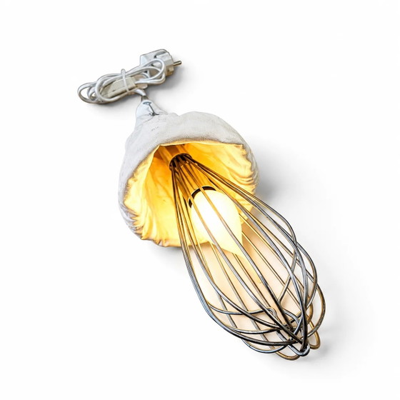 Hand whisk lamp vintage / 1970s – Reading Lamp (photo 4 of 9)