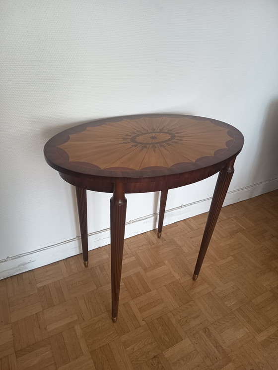 Image 1 of Mesa auxiliar: Excepcional mesa de pedestal Maitland-Smith Prestige – Marquetería artística