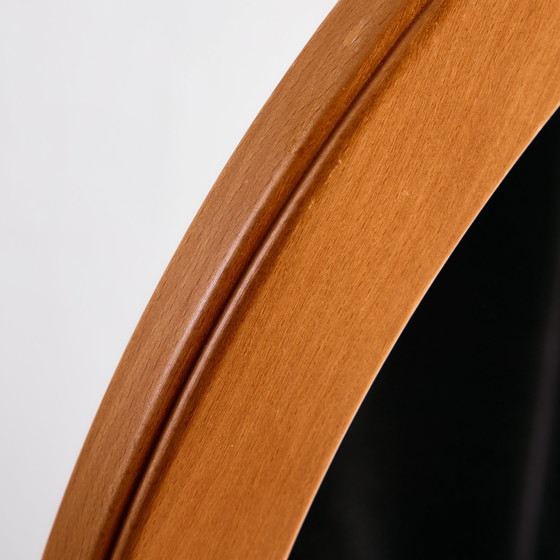 Image 1 of MK10679 Miroir encadré en hêtre par Aksel Kjersgaard