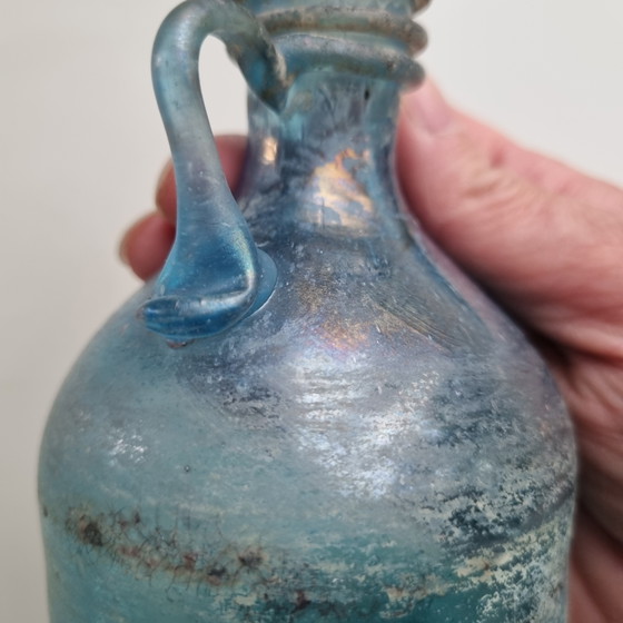 Jarrón Murano Scavo azul celeste con brillo nacarado, ¡una pieza llamativa de mediados de siglo! (photo 15 of 15)