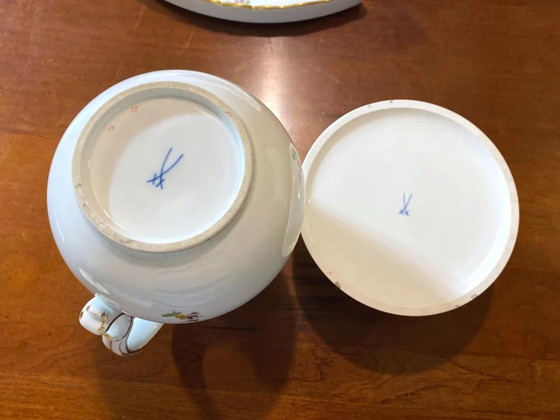 Image 1 of Meissen porseleinen thee- en koffieservies 'Scattered Flowers': 40-delige set