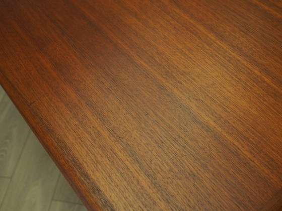 Image 1 of Table en teck, design danois, années 1970, fabrication : Danemark