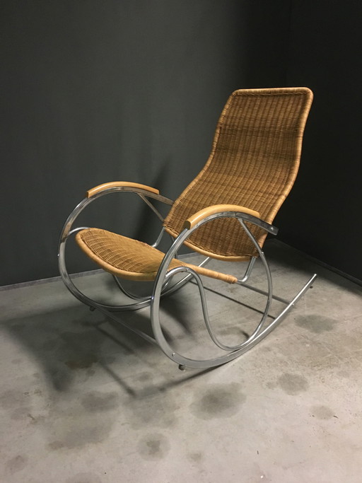 Mecedora italiana vintage de ratán