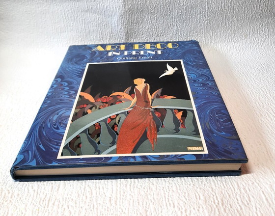 Image 1 of (W032) Art Deco in Prent - Giuliano Ercoli | Pochoir Prentkunst & Modeplaten Jaren 20 (1989) Hardcover met Stofomslag