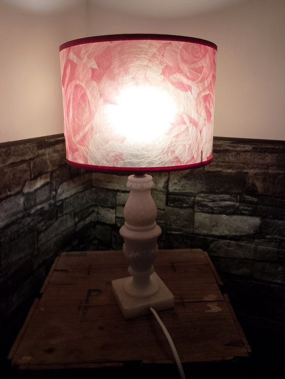 Image 1 of Vintage alabaster lamp from the 1950s/60s with a fully restored fiberglass lampshade