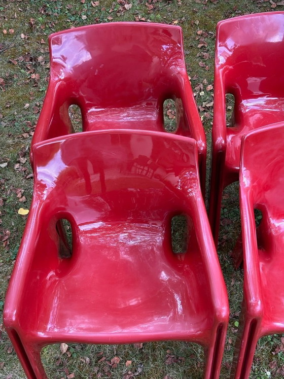 Image 1 of Gaudi Vico Magistretti chair for Artemide, 1970, thermoformed ABS, Space Age Red