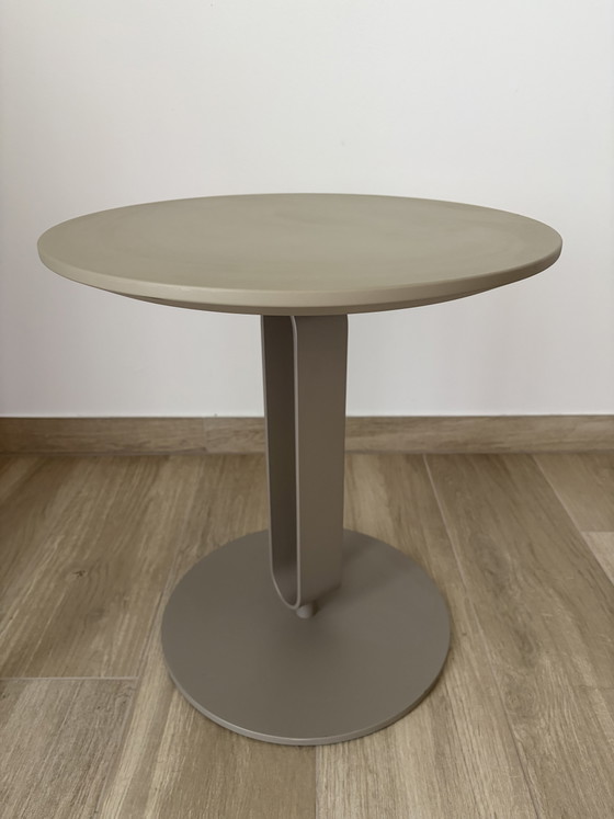 Image 1 of Tavolino Bontempi + poltrona Le Comfort