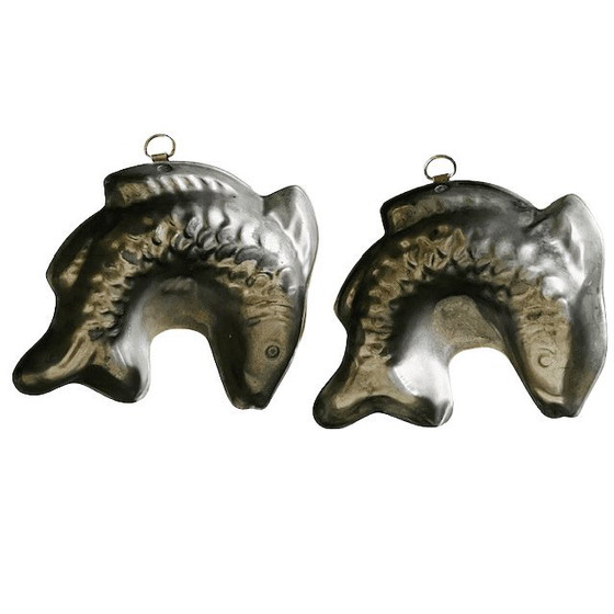 Image 1 of Ensemble de moules à gâteaux en cuivre en forme de poisson, années 1960