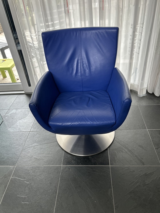 Image 1 of Fauteuil pivotant bleu
