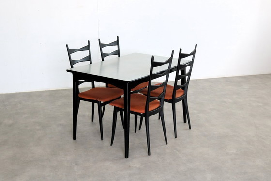 Image 1 of Vintage dining table