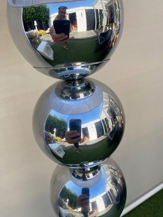 Image 1 of Lampada a sfera vintage con paralume bianco