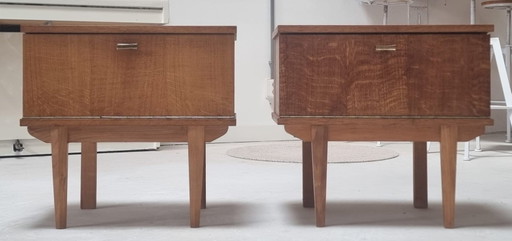 Tables de chevet du milieu du siècle
