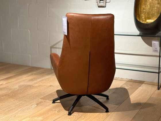 Elize learn – Cartel Living, Armchairs, Leather (photo 4 of 6)