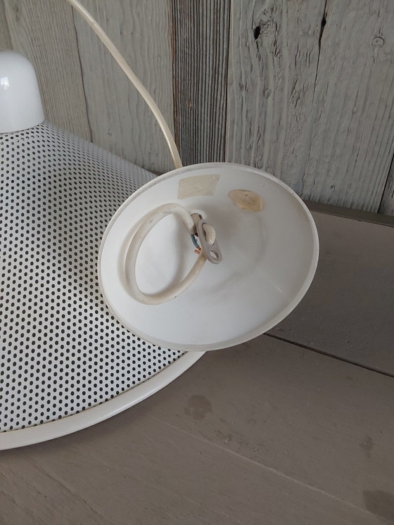 Image 1 of Dänische weiße Design-Pendelleuchte aus den 1970er Jahren