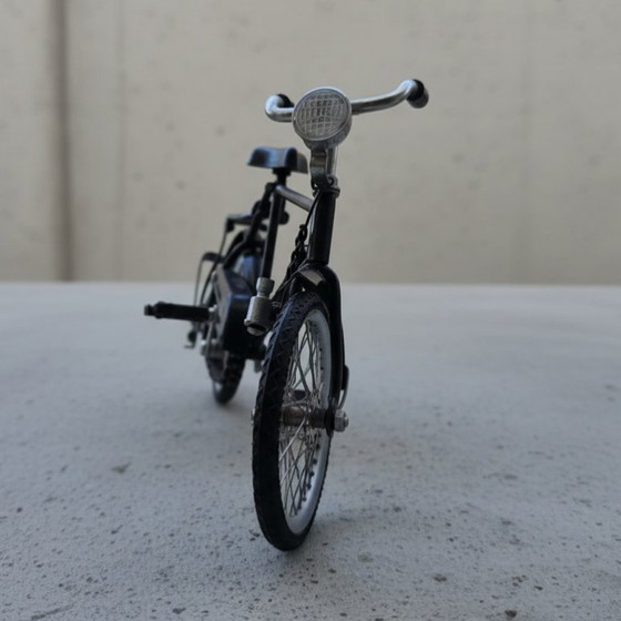 Image 1 of Decorazione in miniatura a forma di bicicletta in stile vintage – 25x17 cm