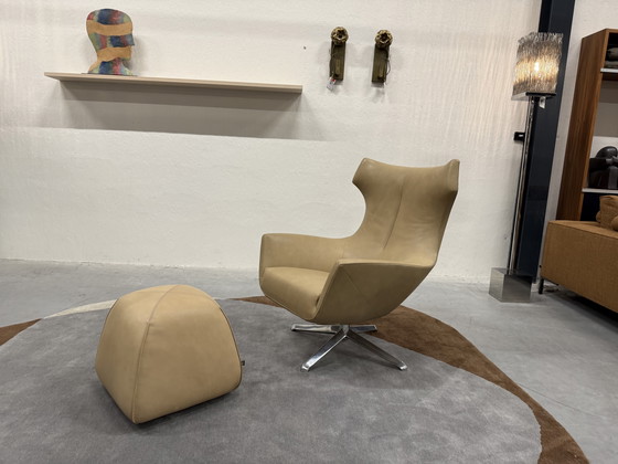 Image 1 of Fauteuil Relax Design on Stock Nosto avec pouf BimBom en cuir Loxton