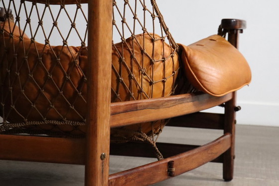 Image 1 of Sillón Jangada con otomana en piel color coñac, de Jean Gillon, Brasil, década de 1960.