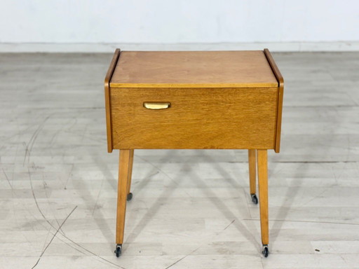Mesa de costura de mediados de siglo, armario de costura, mesa auxiliar, cómoda, vintage