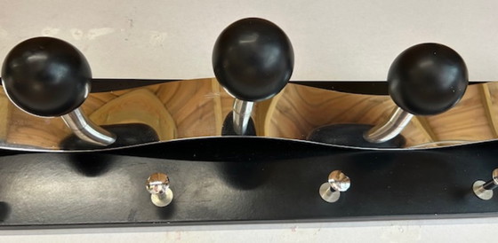 Image 1 of Porte-manteau design suédois