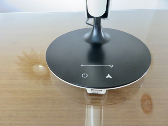 Image 1 of Lampe de bureau design en polycarbonate blanc et noir