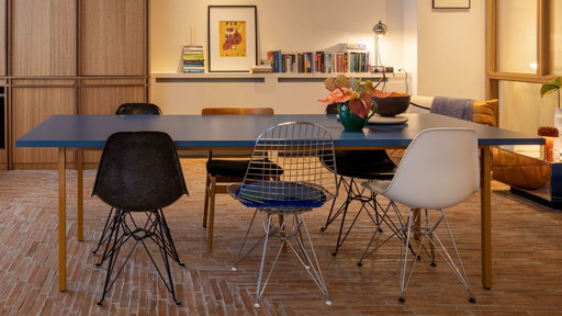 Zweifarbiger Hay-Tisch 240x90, blau, ockerfarbener Sockel