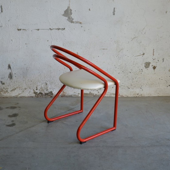 Image 1 of 4 chaises tubulaires