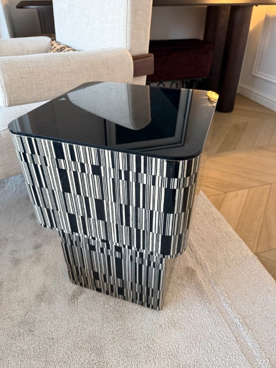 New side table – Glass (photo 4 of 5)