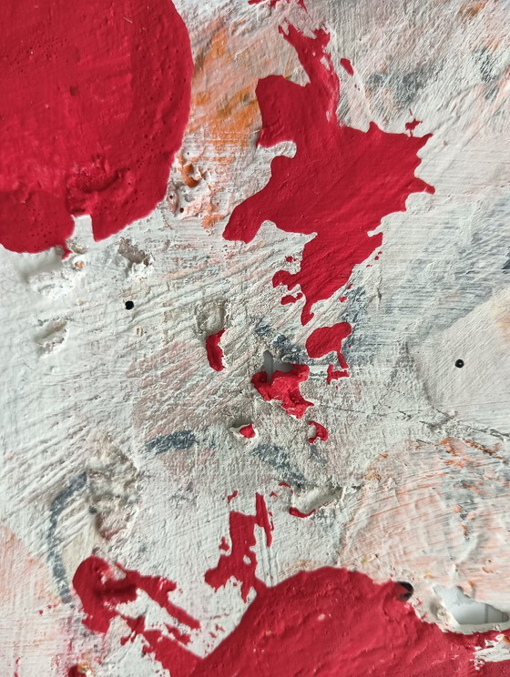 Image 1 of Dame en rouge