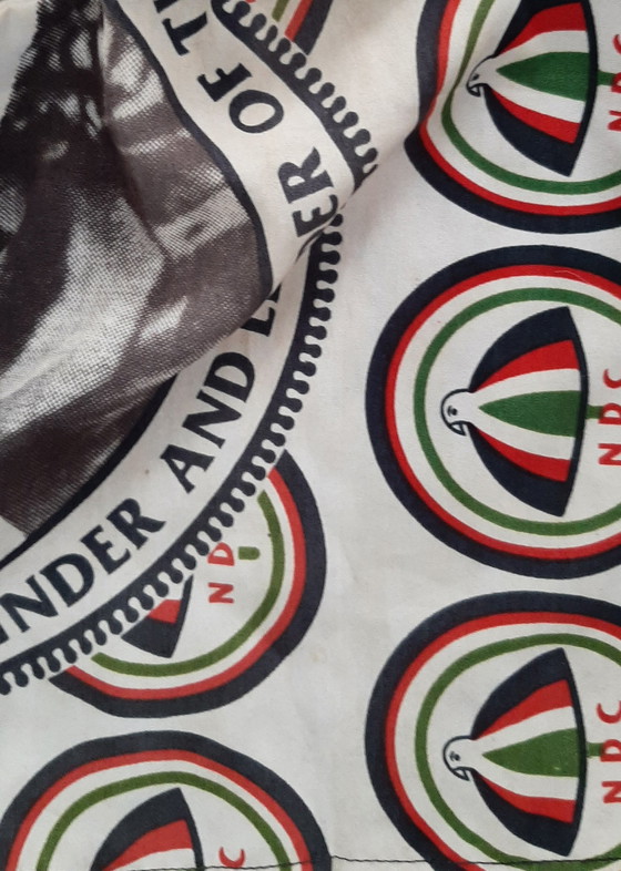 Image 1 of Marionette a mano Ghana con zucche