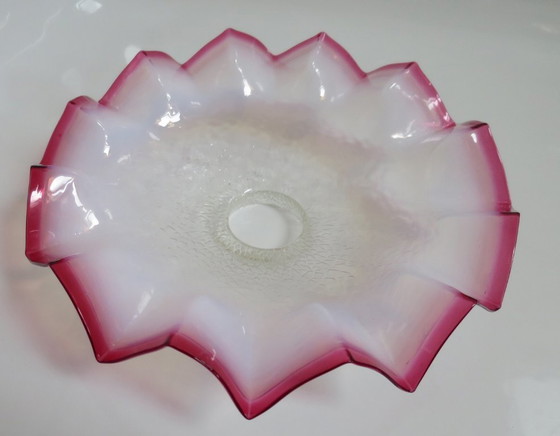 Image 1 of Art Deco glazen hanglamp rood wit zigzag rond