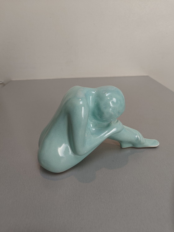 Image 1 of Statuetta Art Déco donna inginocchiata turchese