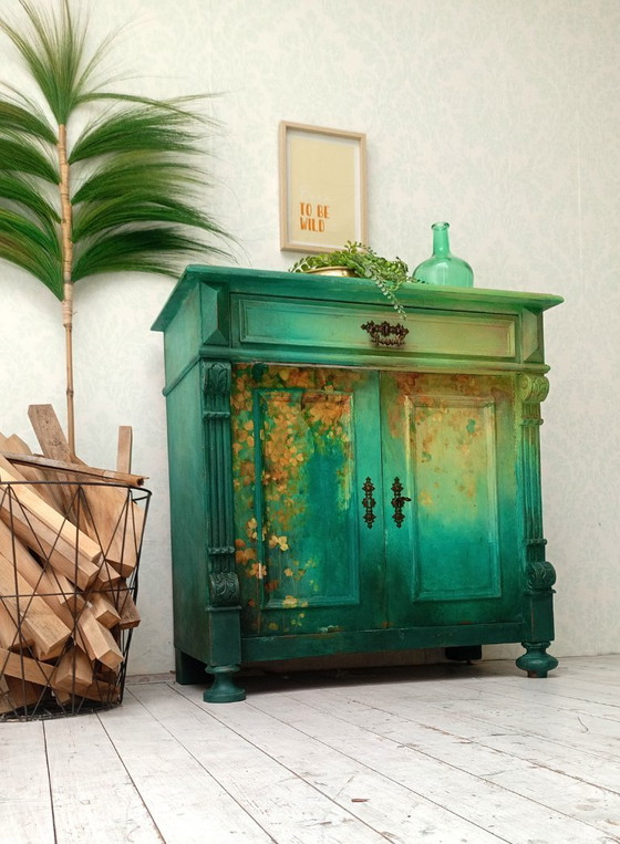 Image 1 of Splendido mobile antico in legno