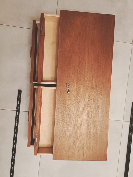 Image 1 of Estante de Kai Kristiansen