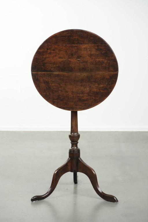 Antieke Engelse eikenhouten tilt top table/ bijzettafel uit begin 19e eeuw