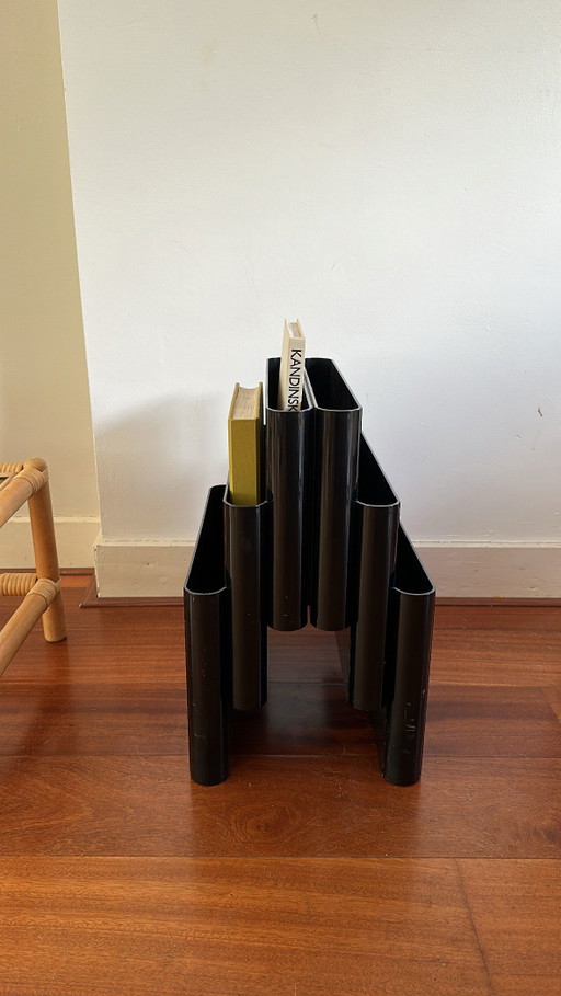 Kartell Giotto Stoppino magazine rack