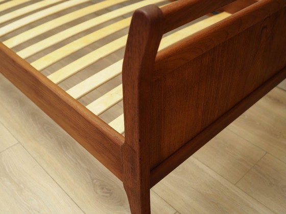Image 1 of Lit en teck, design danois, années 1970, fabrication : Danemark