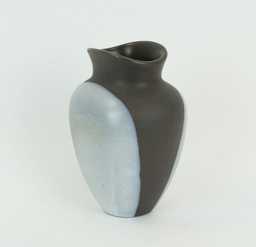 german mid century vase by majolika karlsruhe, two-tone decoration, fridegart glatzle, 1950s, model no. 6053