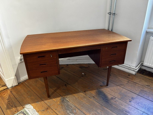 Mid-century desk, teak, 1960s, Scandinavian design – bureau, Wood
