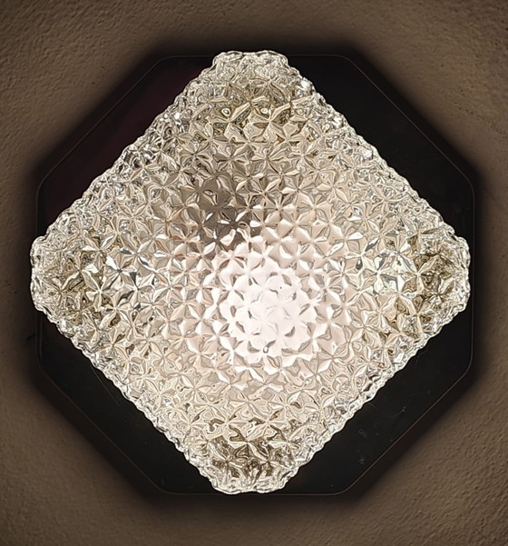 Image 1 of Plafonnier design milieu du siècle – Verre dépoli et laiton – Années 1960/70