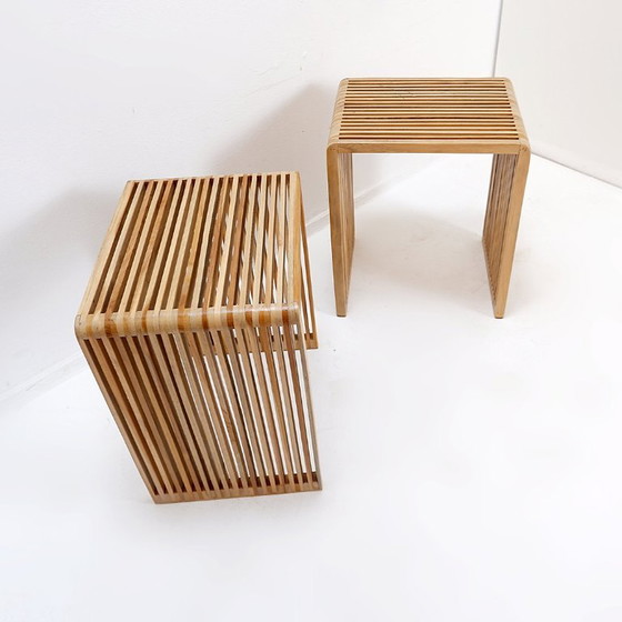 Image 1 of Pareja de mesas auxiliares con tablillas