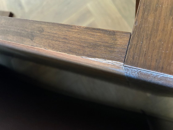 Image 1 of Table basse en noyer